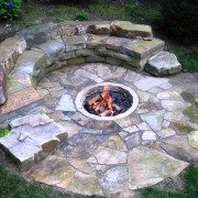 how to build a stone fire pit