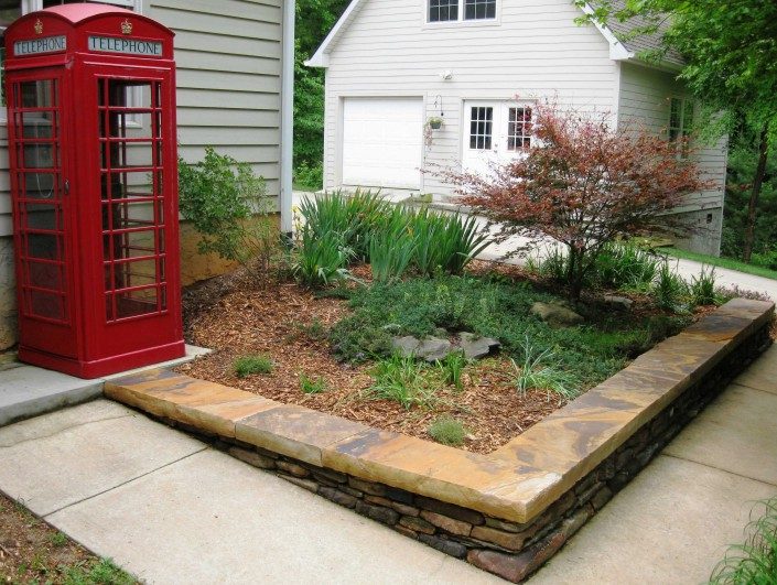 Granite and Sandstone Sitting Wall, North Carolina 2012